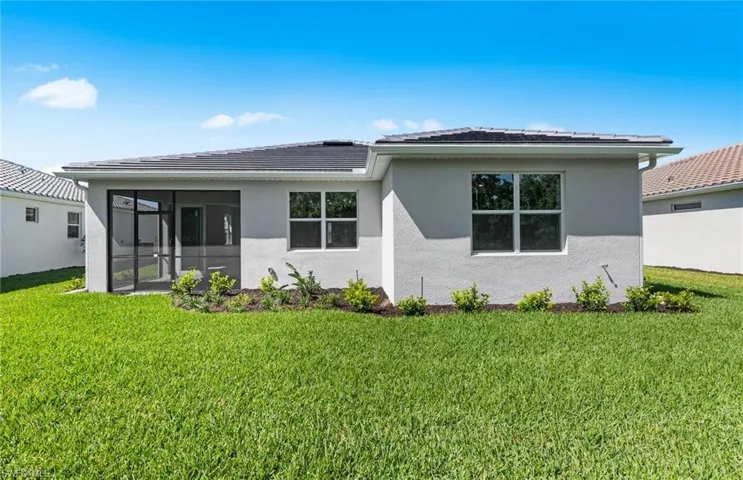 7565 Paradise Tree DR, NORTH FORT MYERS FL 33917