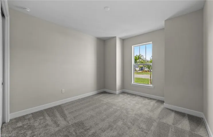 7565 Paradise Tree DR, NORTH FORT MYERS FL 33917