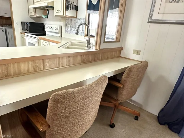 Breakfast Bar