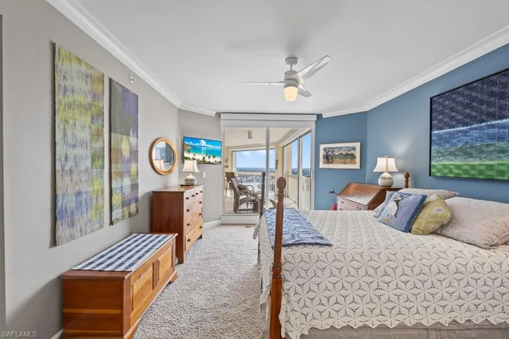 Guest bed