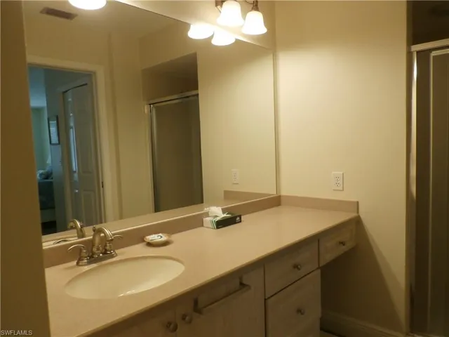 16301 Kelly Woods Dr 205, Fort Myers, Florida 33908