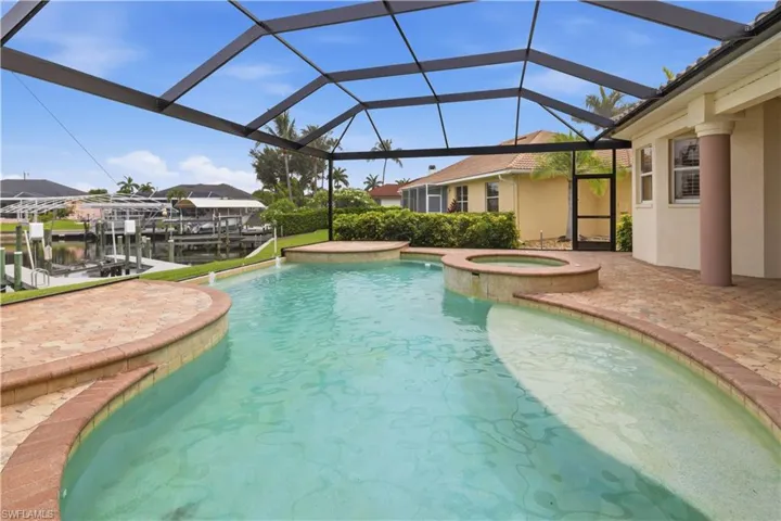 3622 Oasis Blvd, Cape Coral, Florida 33914