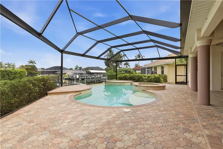 3622 Oasis Blvd, Cape Coral, Florida 33914