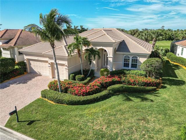 Beautifully landscaped and maintained by the HOA
