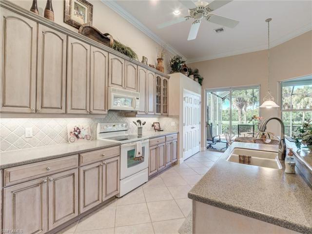 Hard surfacde Corian countertops