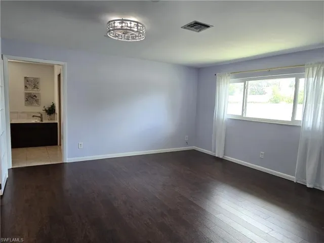 8512 Chatham St, Fort Myers, Florida 33907