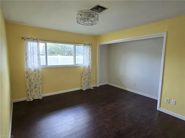 8512 Chatham St, Fort Myers, Florida 33907