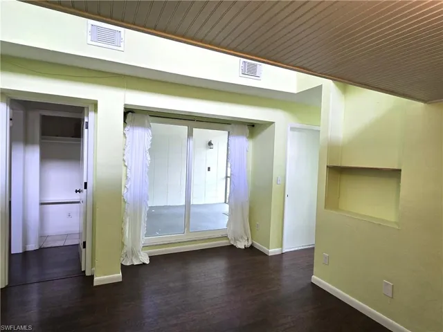 8512 Chatham St, Fort Myers, Florida 33907