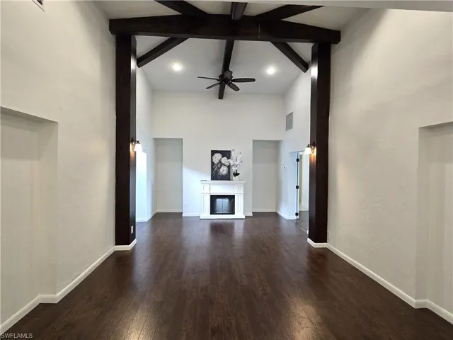 8512 Chatham St, Fort Myers, Florida 33907