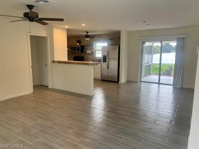 Living dining