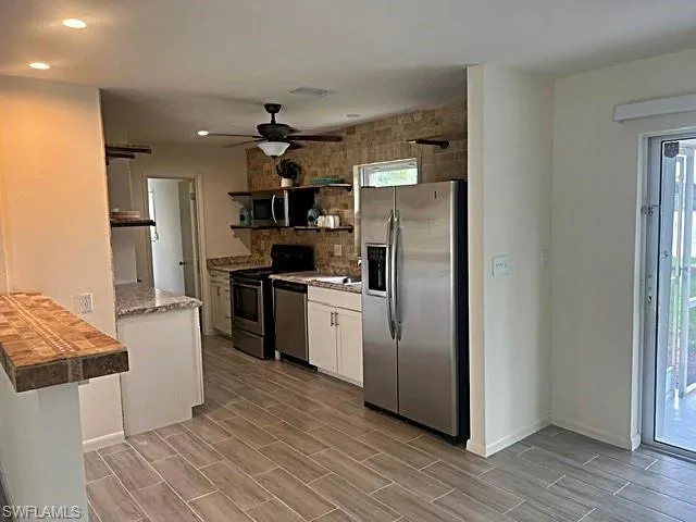 16 Greenwood Ave, Lehigh Acres, Florida 33936