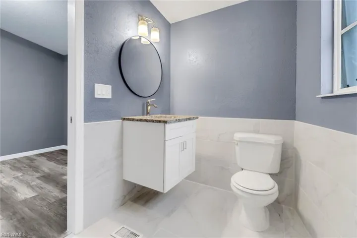 19681  Summerlin  RD, Fort Myers, FL 33908