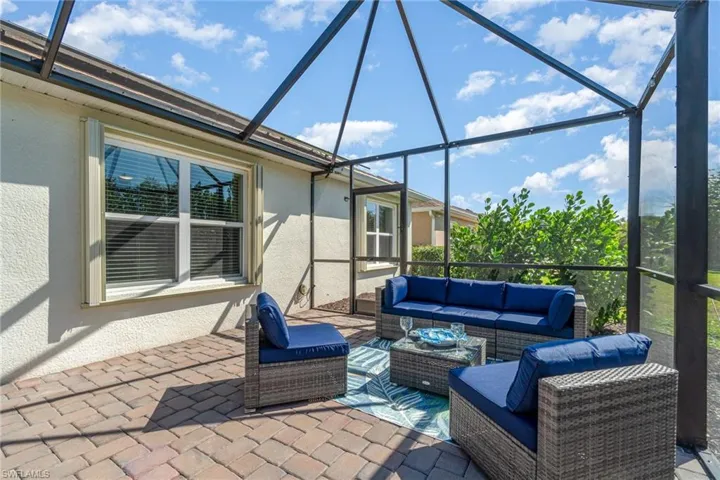 Large Screened in Lanai