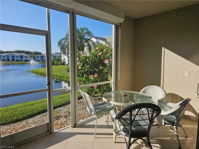818 Tanbark Dr # 102, Naples, Florida 34108