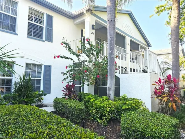 818 Tanbark Dr # 102, Naples, Florida 34108