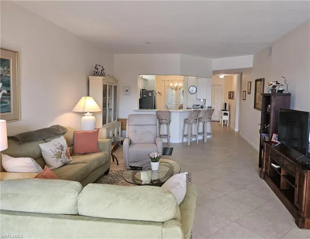 818 Tanbark Dr # 102, Naples, Florida 34108