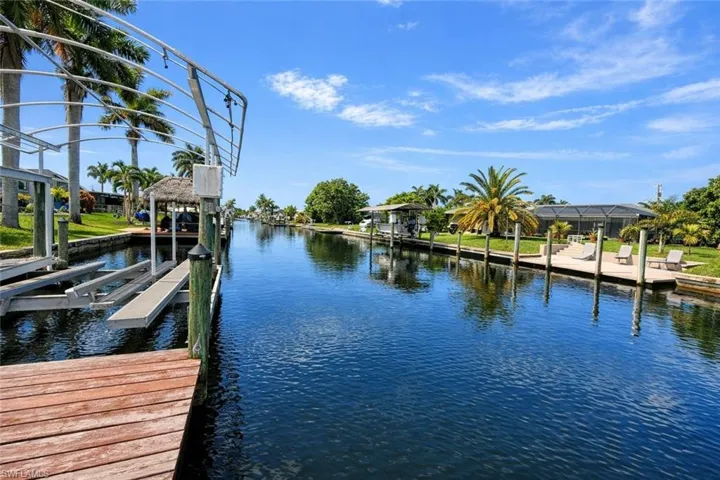 5214 Stratford Ct, Cape Coral, Florida 33904
