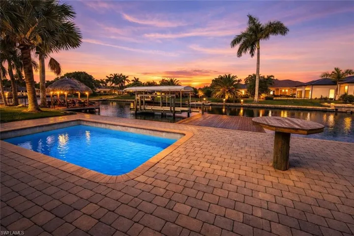 5214 Stratford Ct, Cape Coral, Florida 33904