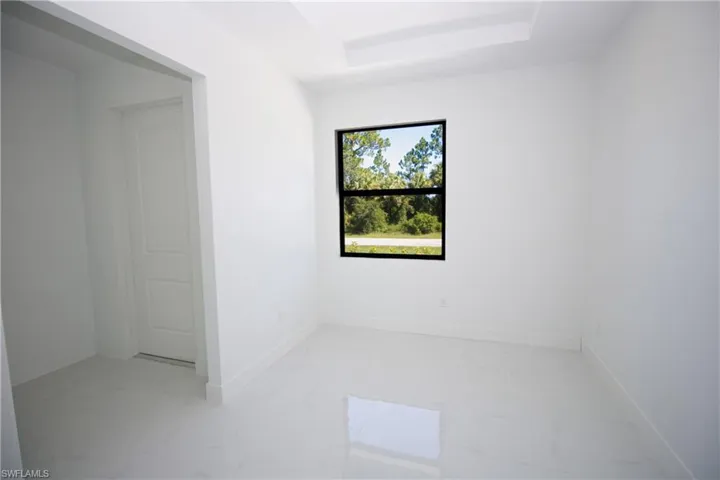 733 Alee St E, Lehigh Acres, Florida 33974