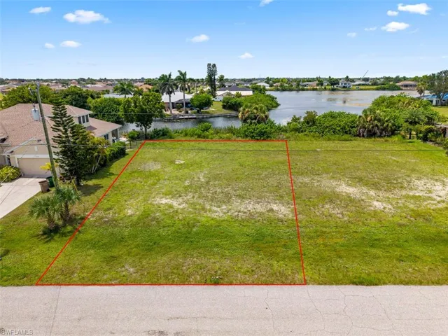 1210 Nw 18th Ter, Cape Coral, Florida 33993
