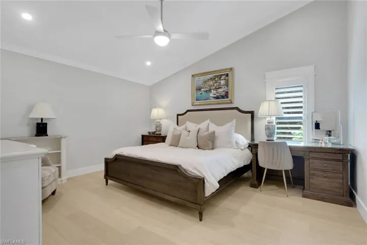 1325  Kings  WAY, Naples, FL 34104