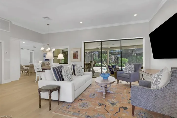1325  Kings  WAY, Naples, FL 34104