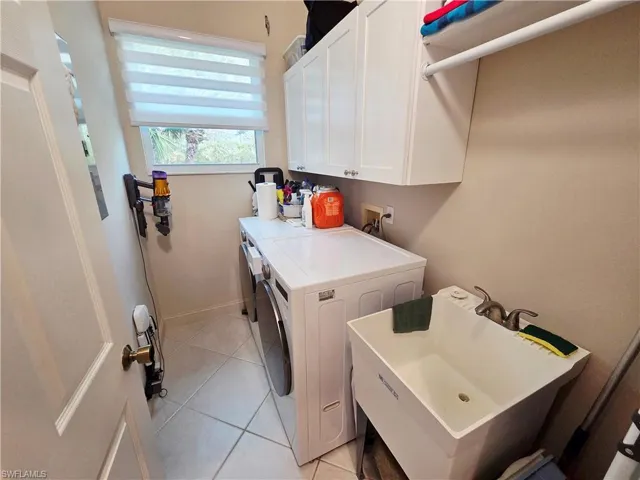6775 Huntington Lakes Cir 202, Naples, Florida 34119