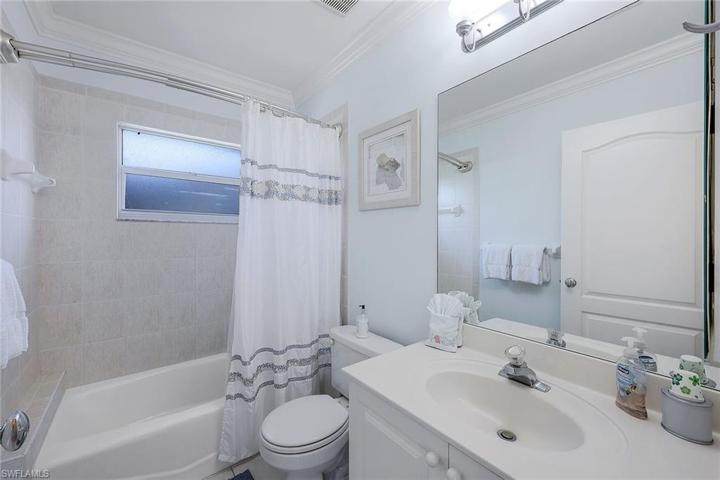 409 Waterleaf CT, MARCO ISLAND FL 34145