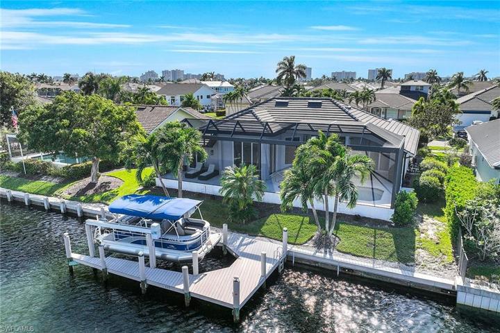409 Waterleaf CT, MARCO ISLAND FL 34145