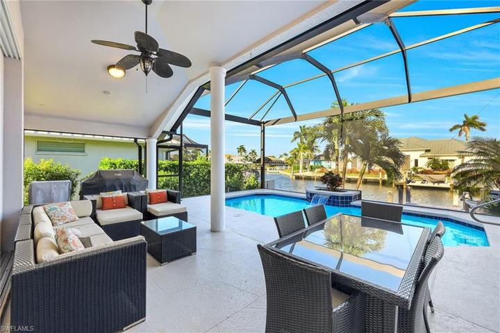 409 Waterleaf CT, MARCO ISLAND FL 34145
