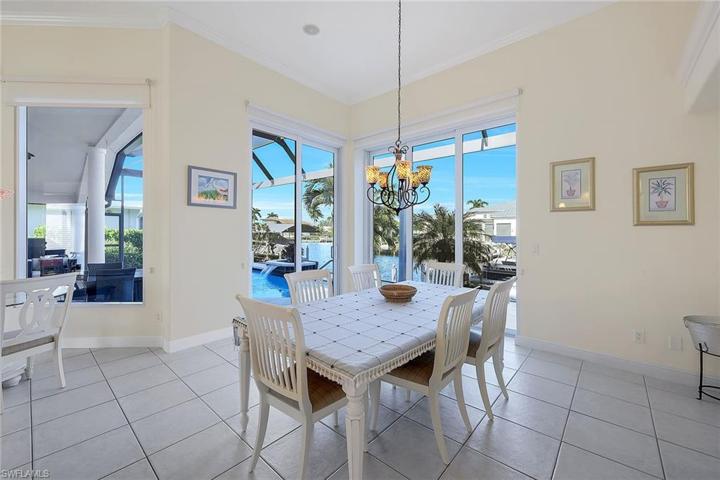 409 Waterleaf CT, MARCO ISLAND FL 34145