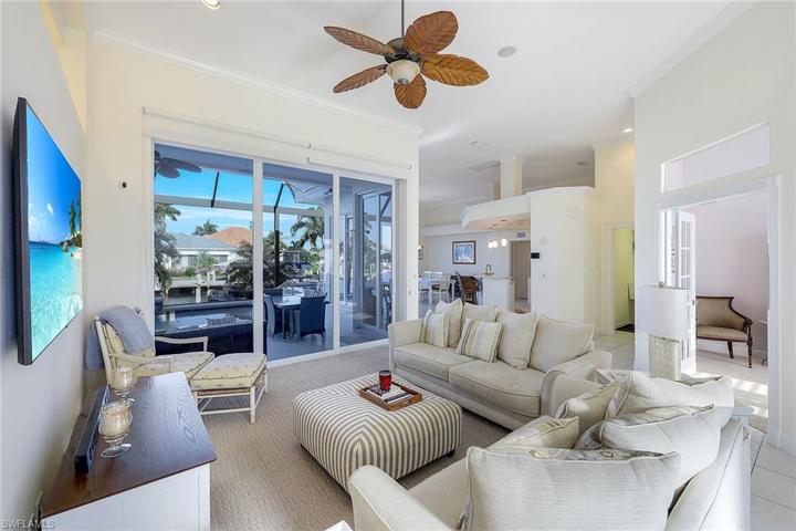 409 Waterleaf CT, MARCO ISLAND FL 34145