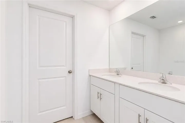 17809 Belforte Ct, North Fort Myers, Florida 33917