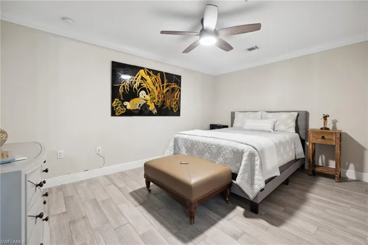Flex room perfect for 2nd bedroom, den or office with french doors for privacy