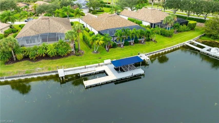 8806 Spinner Cove Ln, Naples, Florida 34120