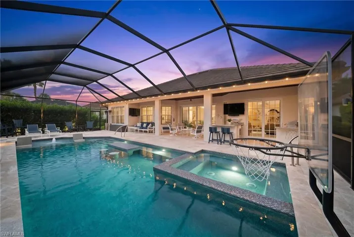 8806 Spinner Cove Ln, Naples, Florida 34120