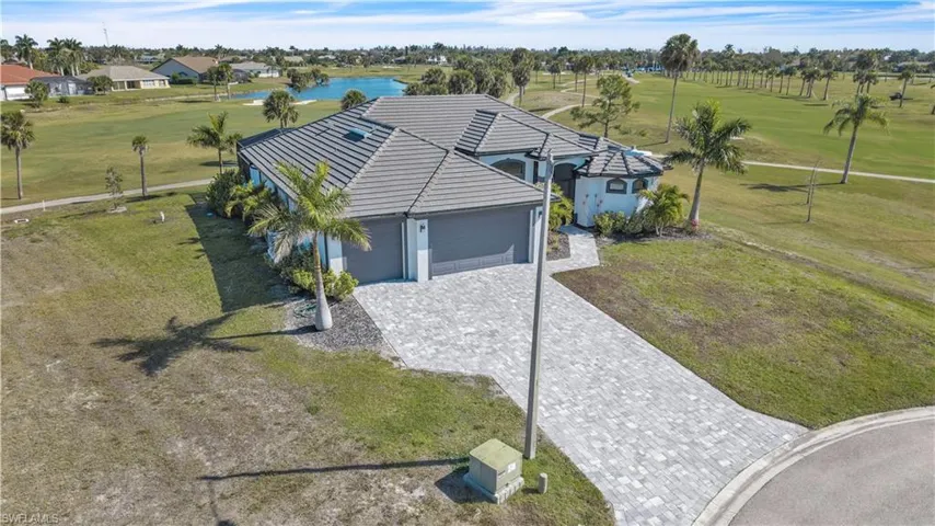 16800 Lady Diana Ct, Cape Coral, Florida 33991