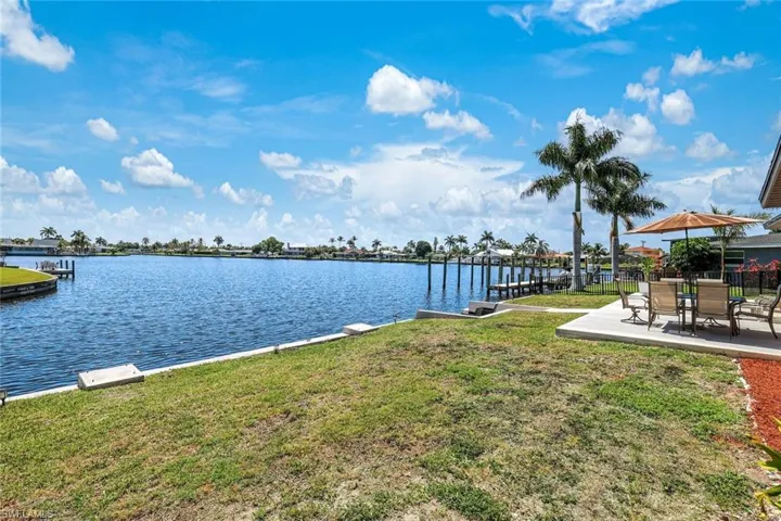 4530 Vinsetta Ave, North Fort Myers, Florida 33903