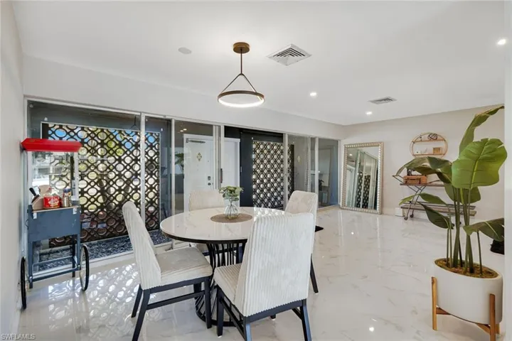 4530 Vinsetta Ave, North Fort Myers, Florida 33903
