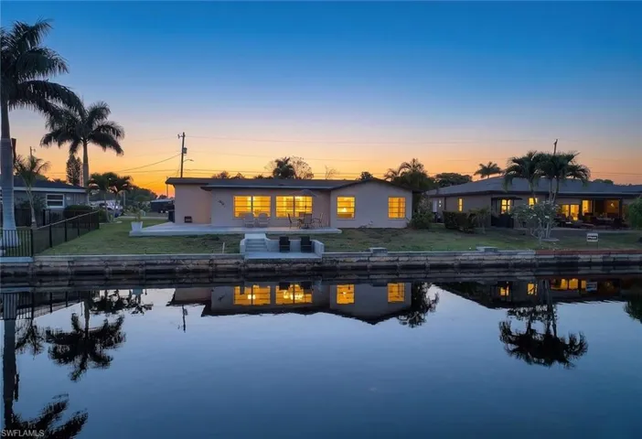 4530 Vinsetta Ave, North Fort Myers, Florida 33903
