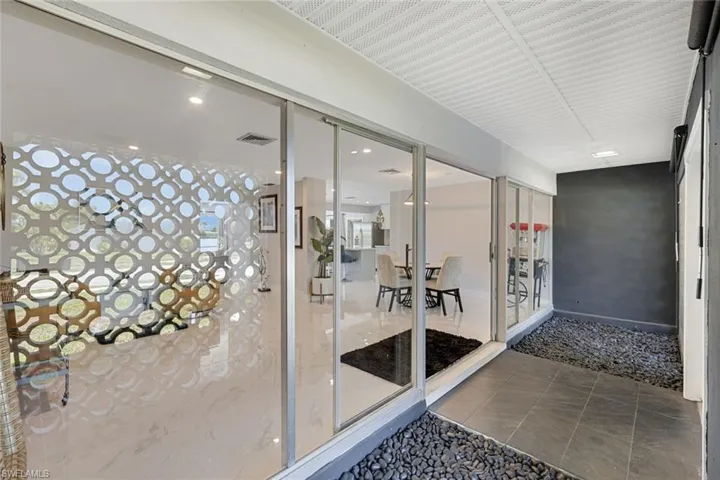 4530 Vinsetta Ave, North Fort Myers, Florida 33903