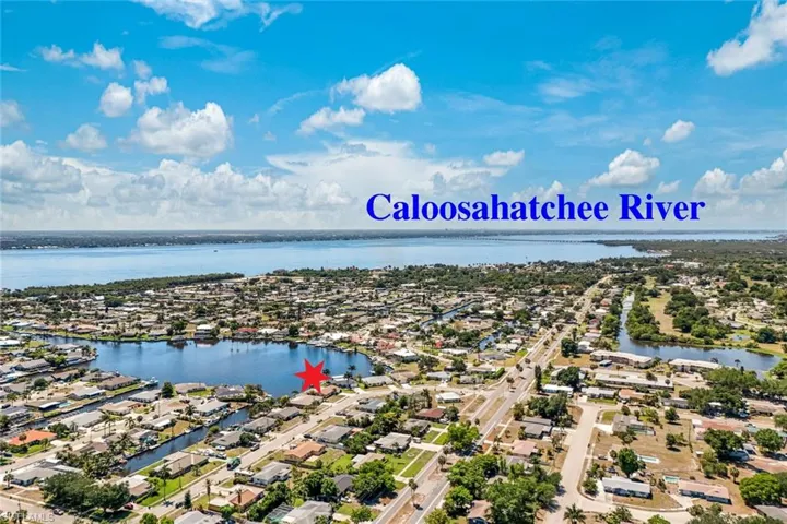 4530 Vinsetta Ave, North Fort Myers, Florida 33903