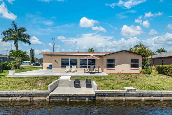 4530 Vinsetta Ave, North Fort Myers, Florida 33903
