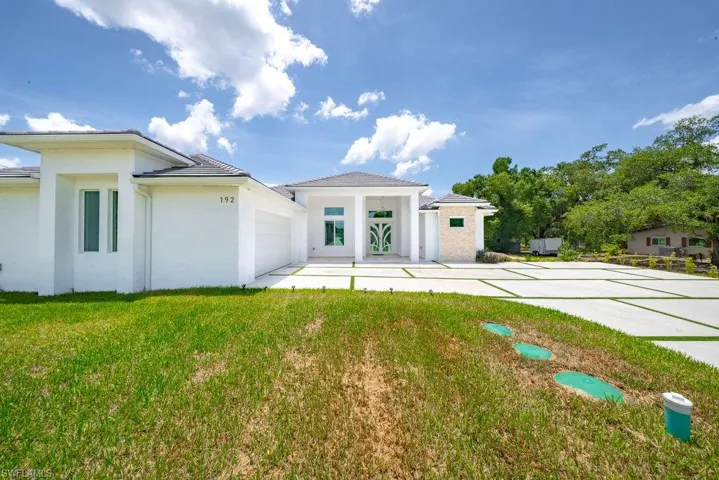 192  Herron  RD, North Fort Myers, FL 33903