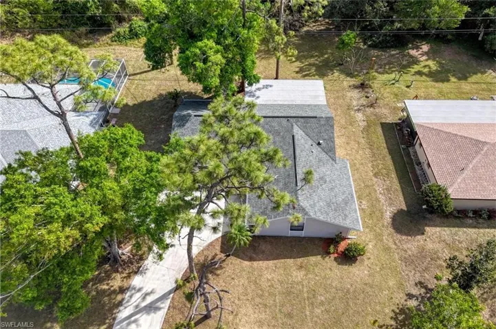 8826  Fordham  ST, Fort Myers, FL 33907