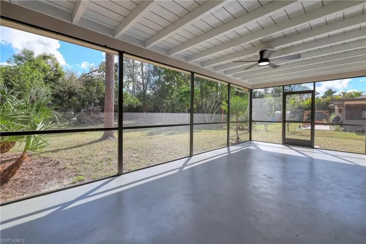 8826  Fordham  ST, Fort Myers, FL 33907