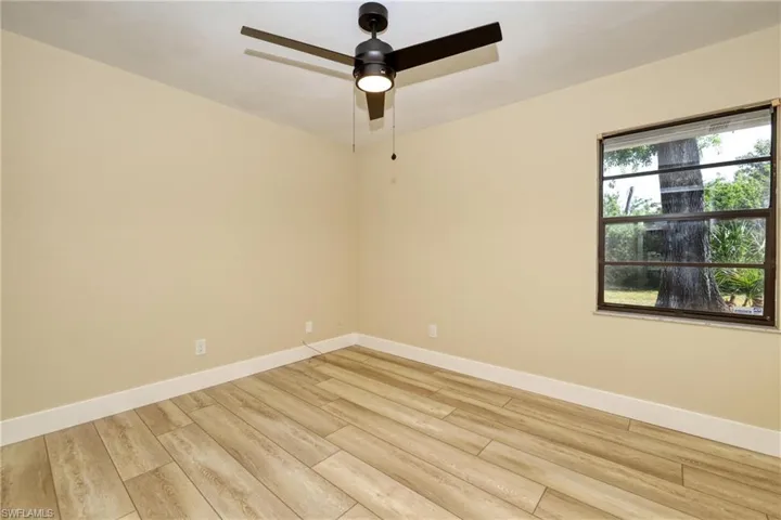 8826  Fordham  ST, Fort Myers, FL 33907