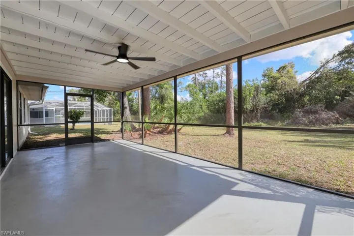 8826  Fordham  ST, Fort Myers, FL 33907
