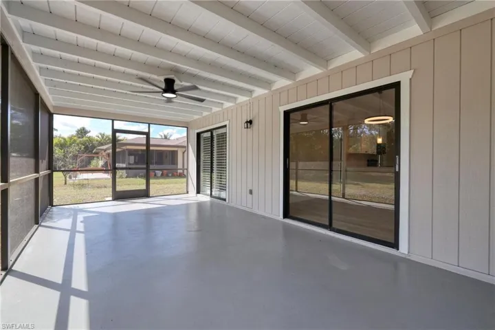 8826  Fordham  ST, Fort Myers, FL 33907