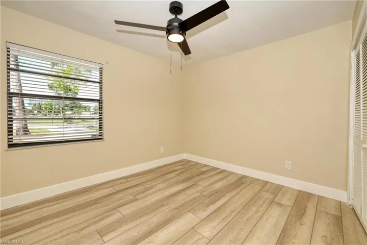 8826  Fordham  ST, Fort Myers, FL 33907
